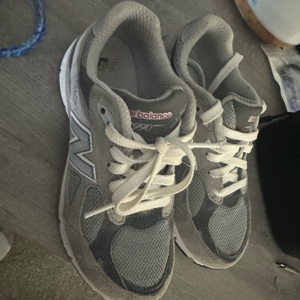 New Balance Gray Sneakers Athletic Design